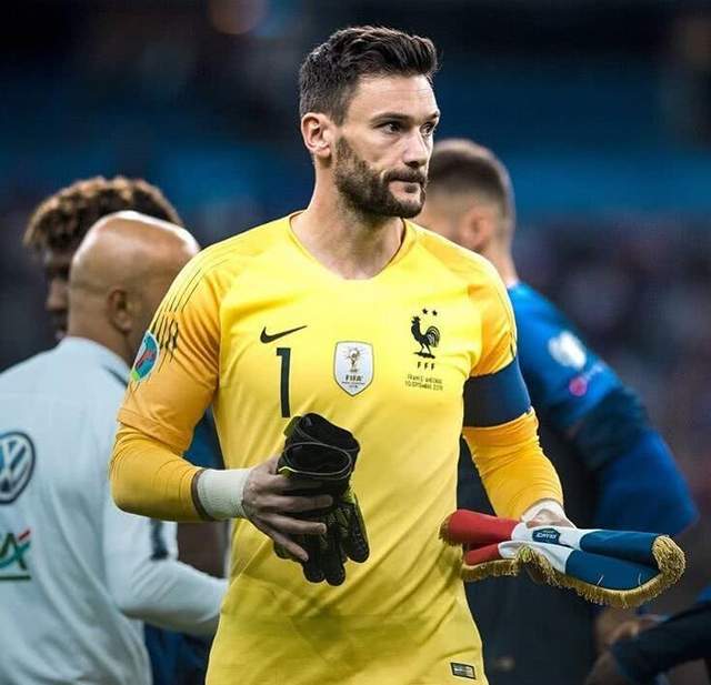 法国队完胜瑞典队，奥恰洛夫高光表现