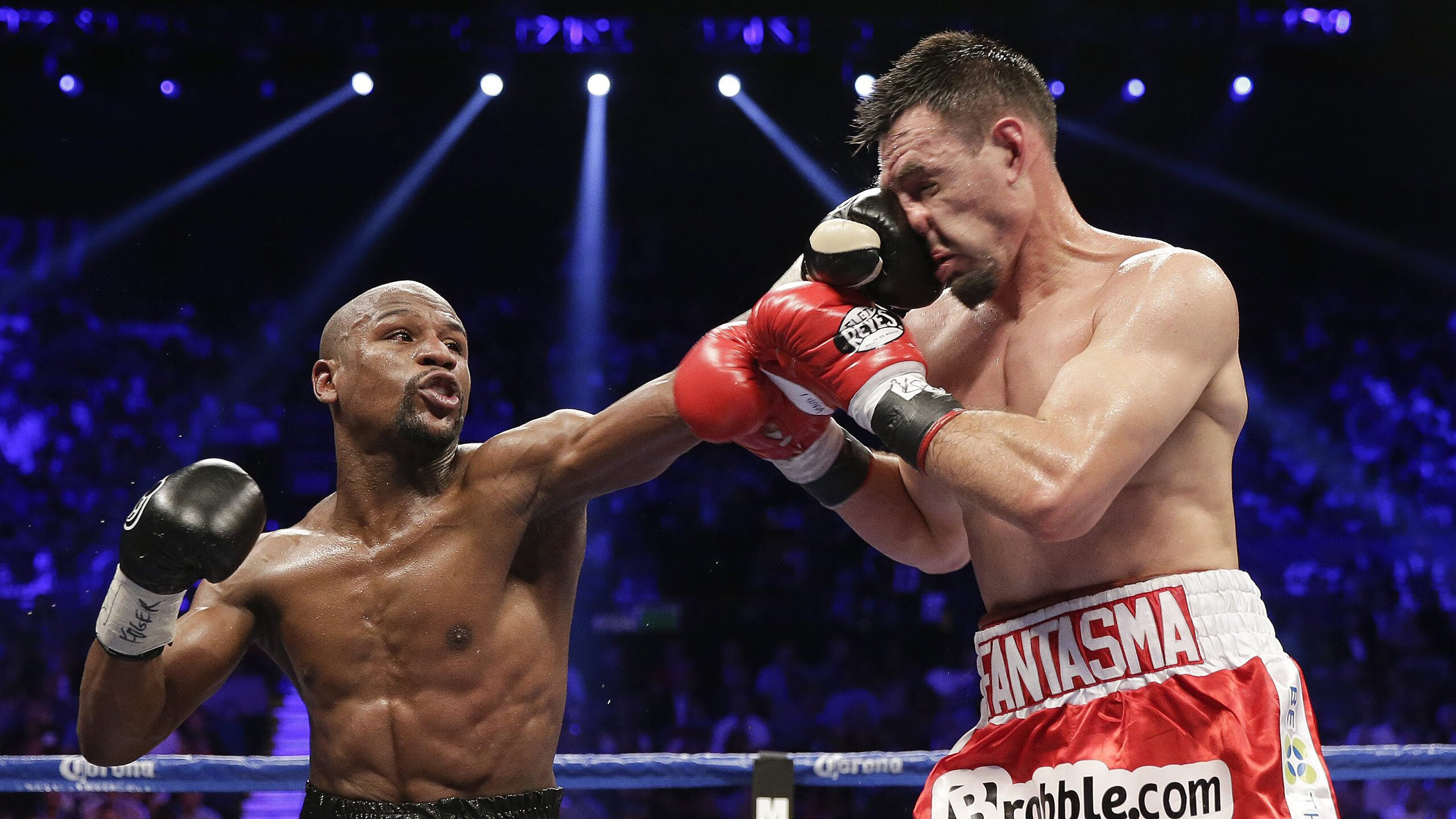 哈利伯顿魔法时刻点燃赛场,魔术军团踏平休斯顿火箭